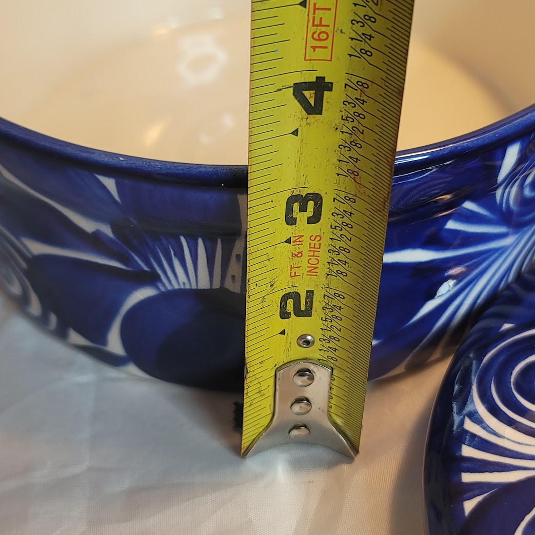 Hand painted Talavera Serving dish  tortilla Warmer Covered Blue White 8" x 3.5"