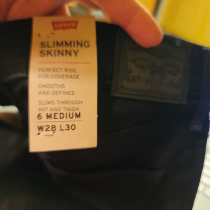 Levi's Slimming Skinny Jeans Black W 28" Inseam 30" Mid Rise Stretch New