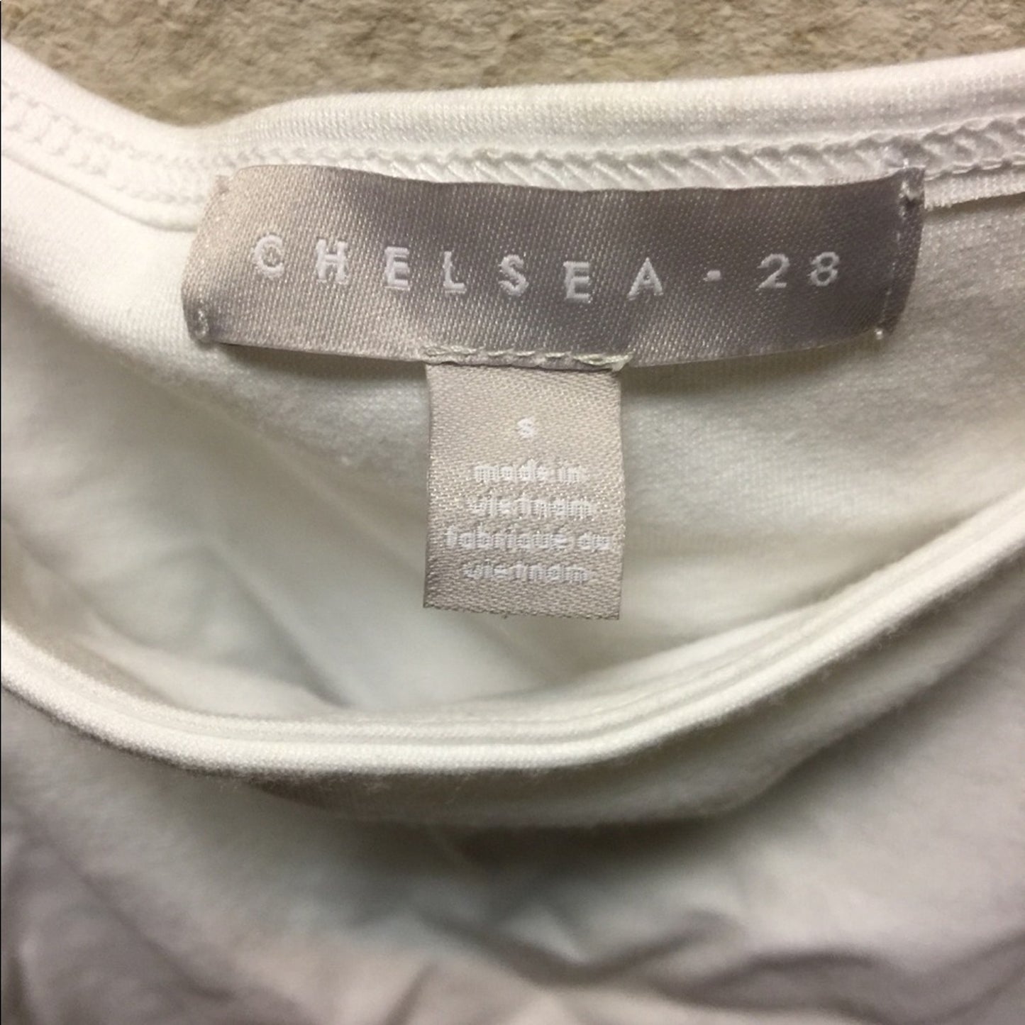 Clelsea28 Nordstrom puff sleeve t-shirt White Size Small NEW Casual Lightweight