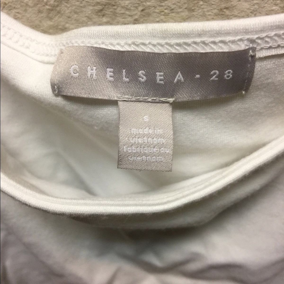 Clelsea28 Nordstrom puff sleeve t-shirt White Size Small NEW Casual Lightweight