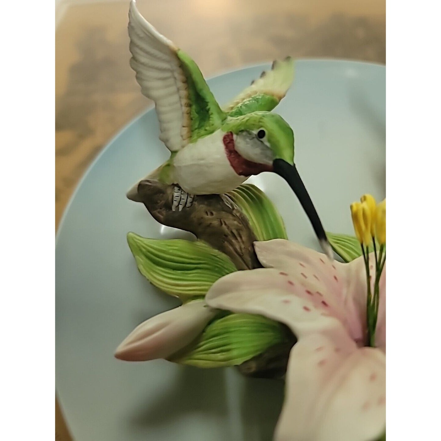 Seymour Mann Connoisseur hummingbird 3D plate 7085 #25,000 w/stand Edition DECOR