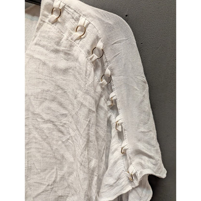 JM collection Size small petite white blouse poncho capelet overlay short sleeve
