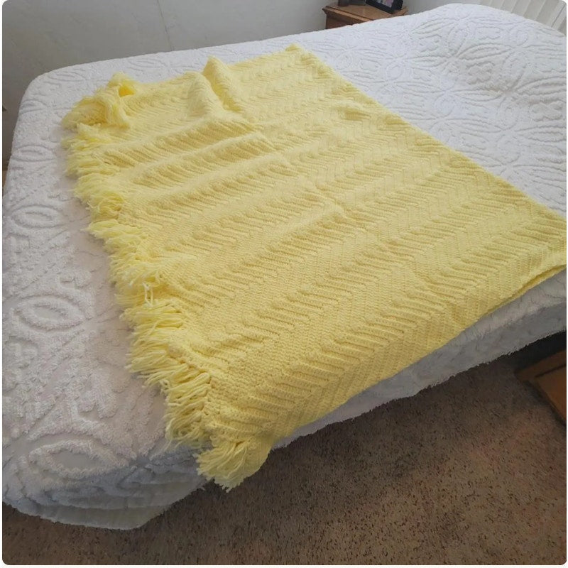handmade Yellow afghan throw fringe chevron 50" x77" twin zigzag homestead retro