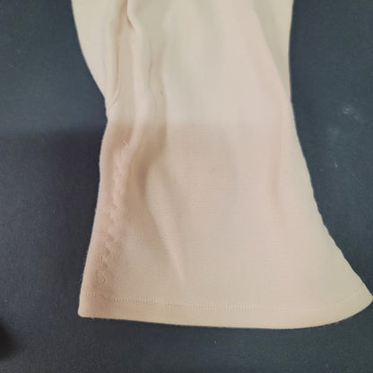 Vintage womens white formal cloth gloves prom wrist detail small/medium 1960s