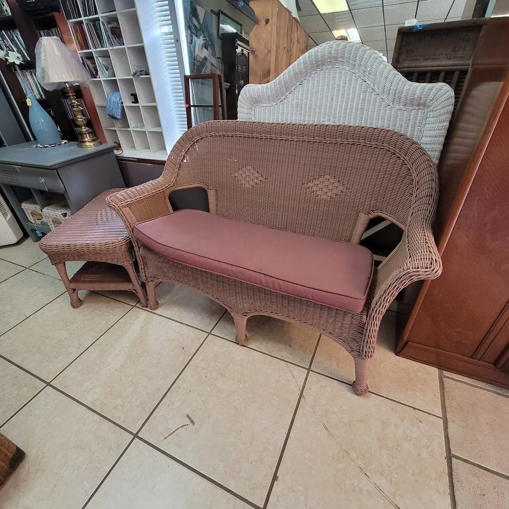 Secondhand Sandies: Outdoor Patio Set Poly LONG LASTING Settee 4.6' and Coffee Side Table Mauve