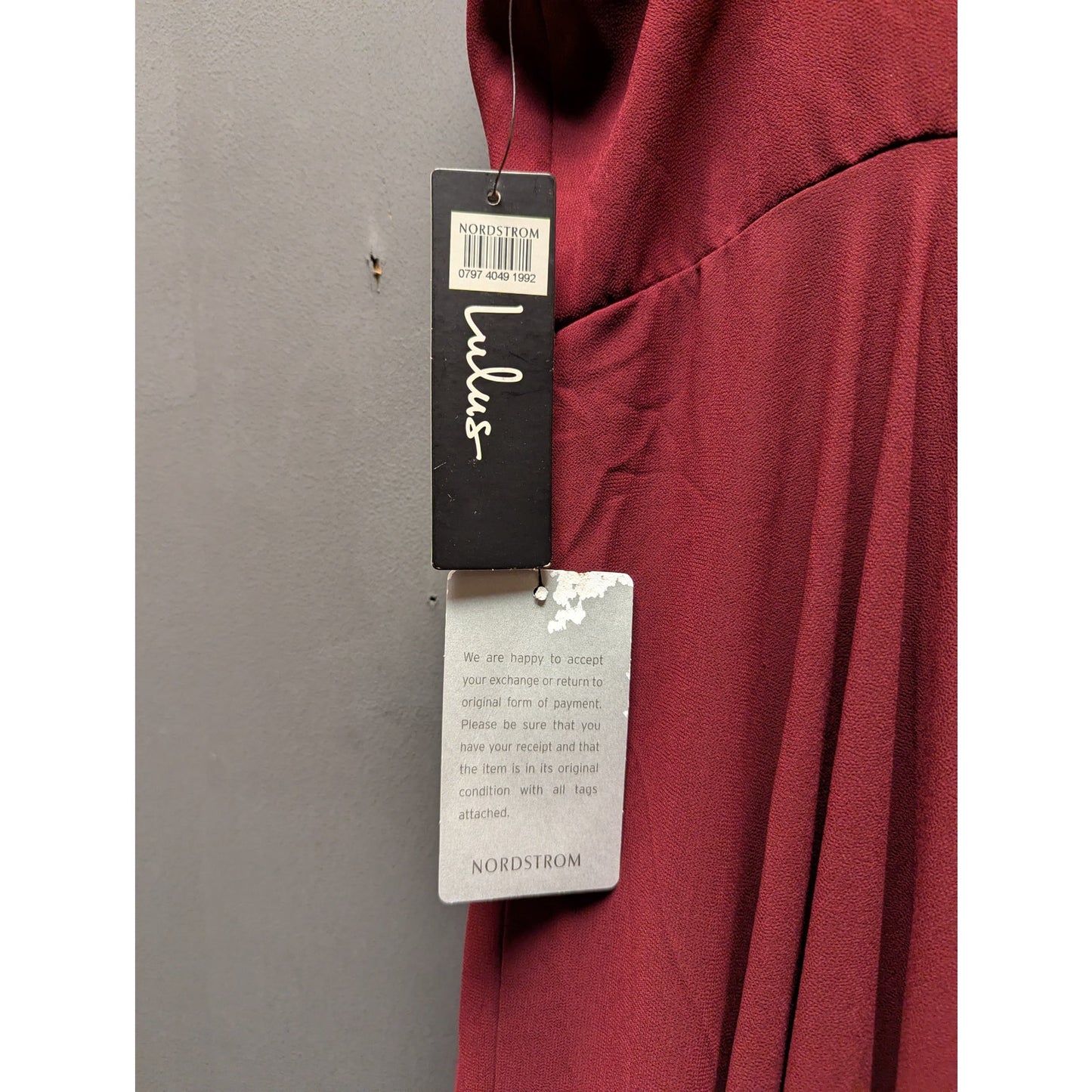 Lulus Wine Red V-Neck Spaghetti Strap Maxi Dress Size Medium New Formal Evening