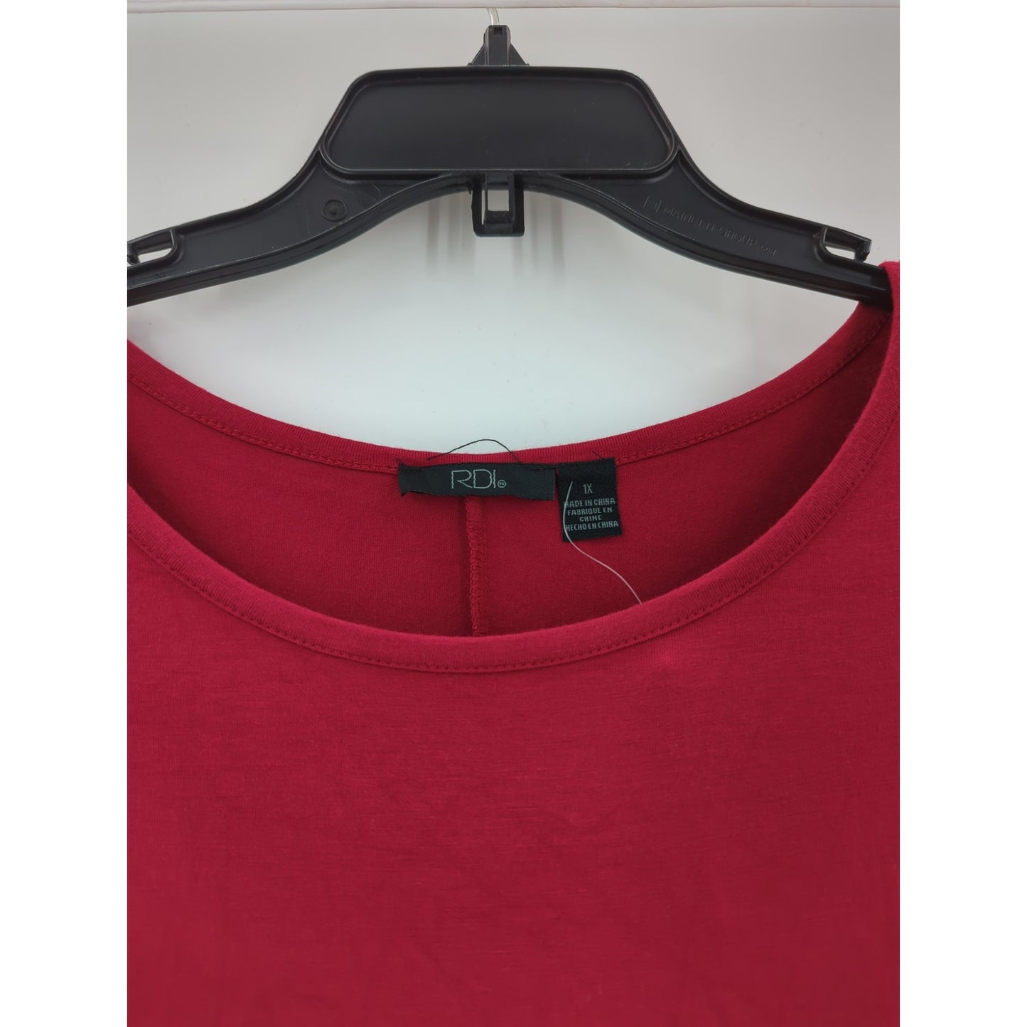 RDI Women's NWT Size 1X Red Hanky Hem Tunic Top Sharkbite Soft Knit