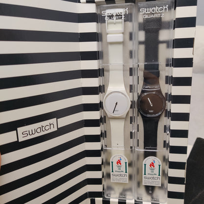 Swatch Vintage UNOPENED UNWORN Pair Black White GZS10 1995 Mint Condition