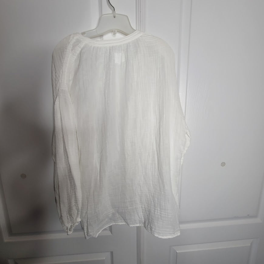 Sundays Size 3 White textured Button Up Cotton Long Sleeve V Neck Top Blouse
