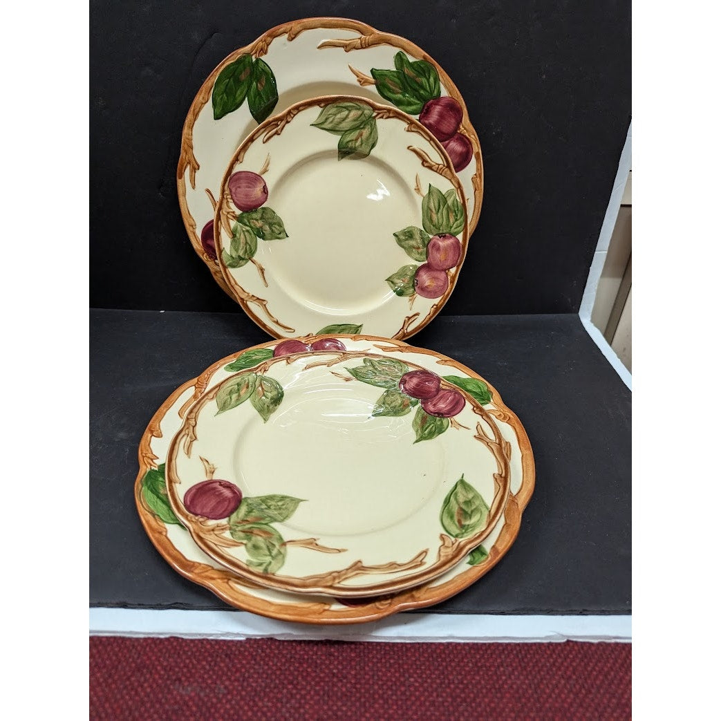 Set of 4 Vintage Franciscan Ware Red Apple Plates (2) 8" Salad (2) 9.5" Dinner