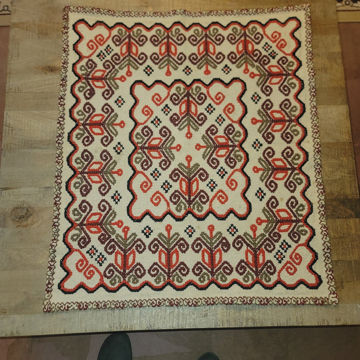 Embroidered Handmade Wool Turkish Tapestry vintage rug 31" x 27" Brown Orange