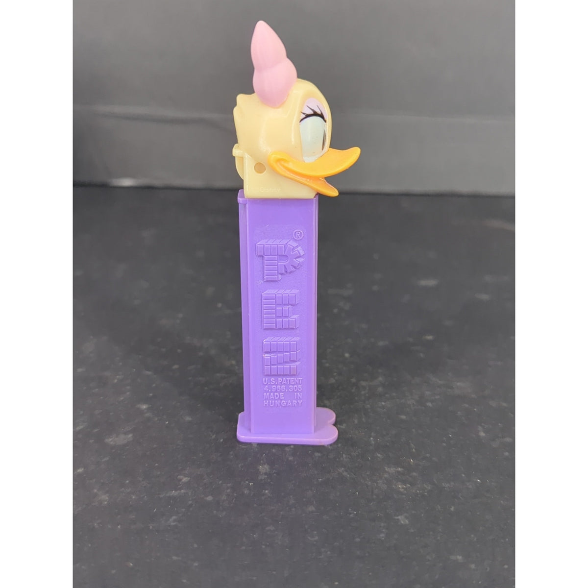 Vintage Daisy Duck Pez Dispenser Disney Collectible