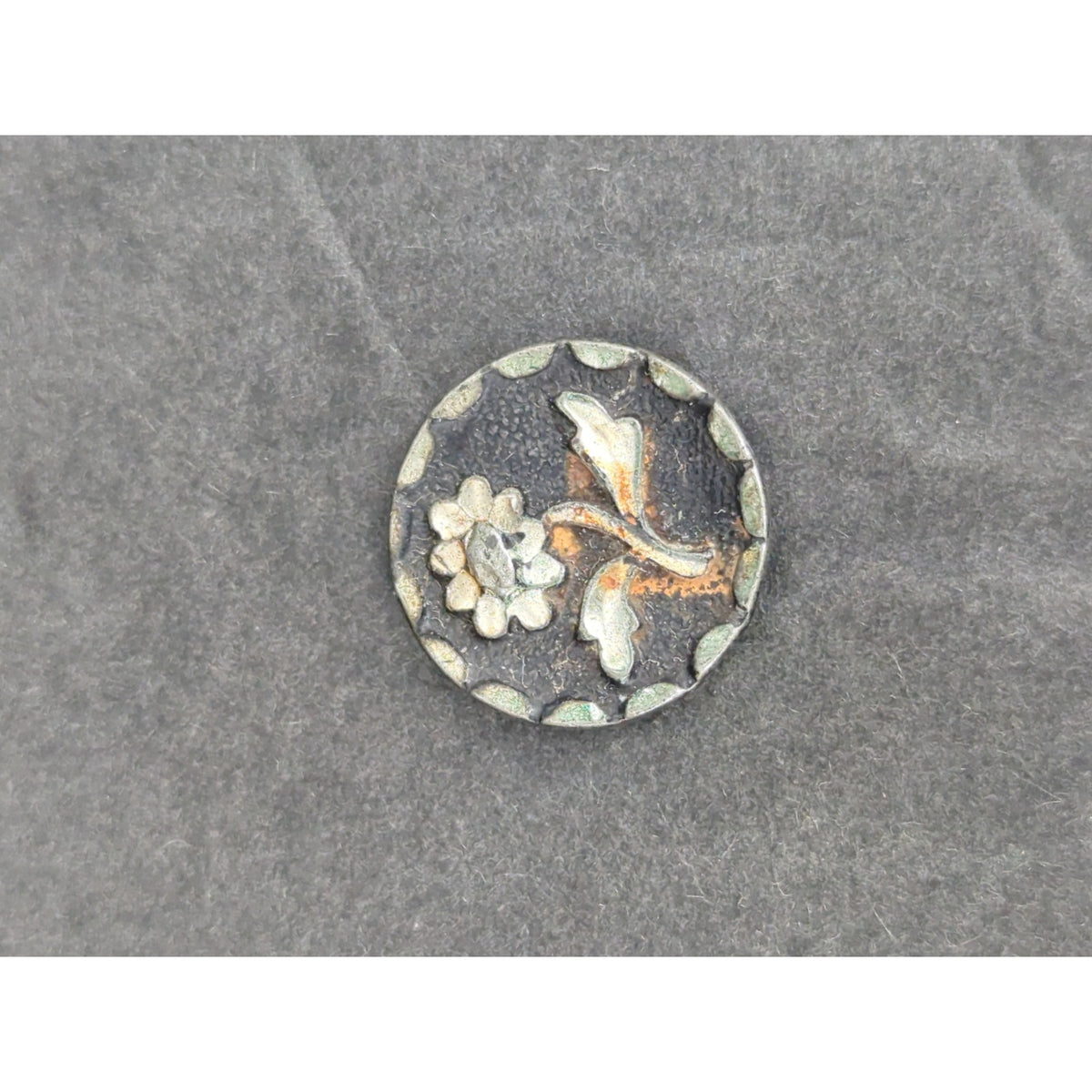 LOT PP of 10 Antique Vintage Victorian Brass Mixed Materials Buttons ESTATE FIND