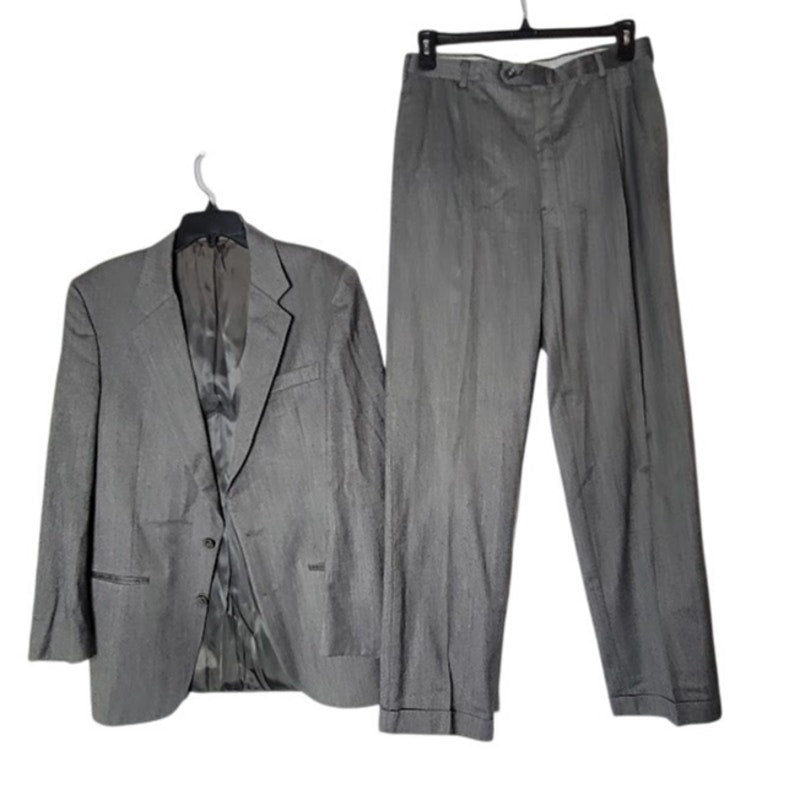 Christian Dior Vintage Wool 40L 2 pc. Suit Jacket Pants Grey Cuffed Pleated