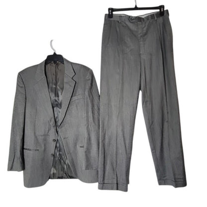 Christian Dior Vintage Wool 40L 2 pc. Suit Jacket Pants Grey Cuffed Pleated