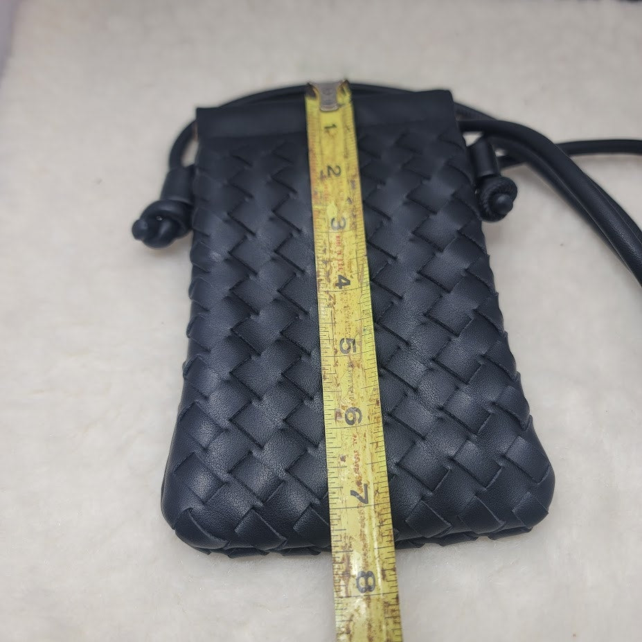 Urban Expressions JACKIE Black basketweave crossbody Vegan Leather  travel cell