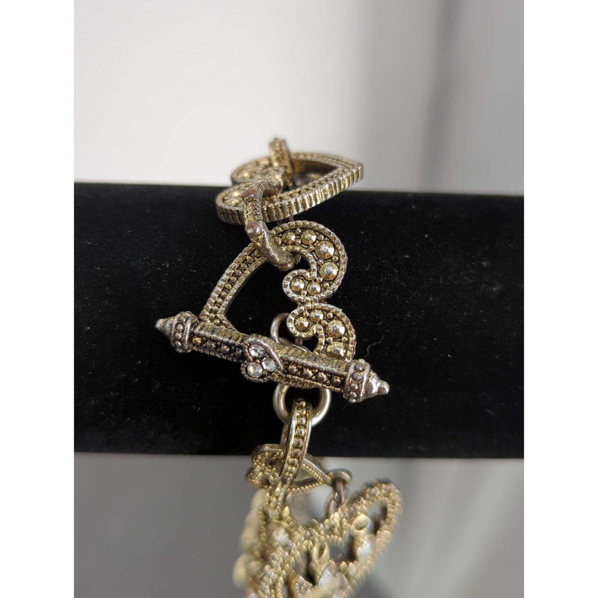 7" Vintage Gold-Tone Filigree Heart & Angels Charm Bracelet Coquette Victorian
