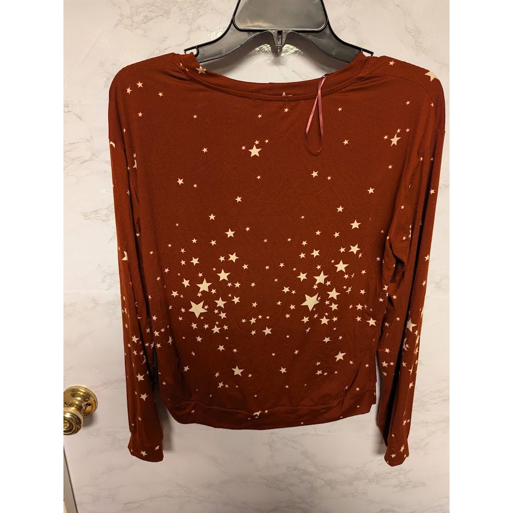 Socialite Size Small long sleeve Tee brown with Stars Loungewear