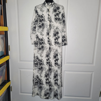 Vintage blackwhite polyester Jumpsuit LARGE Long Sleeve Obi Belt Full Zip Floral