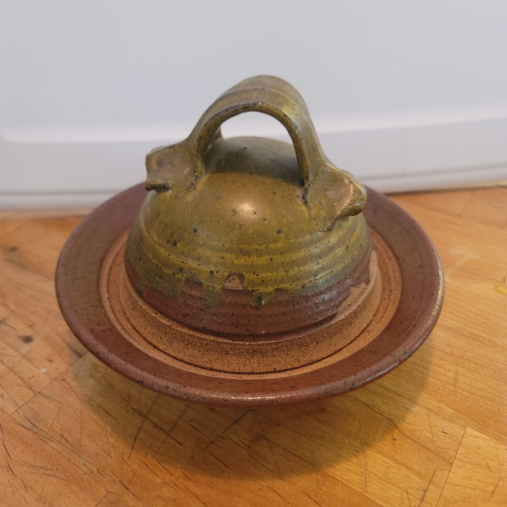 Stoneware studio pottery butter loaf cheese dome lidded Cloche Artisan earthtone