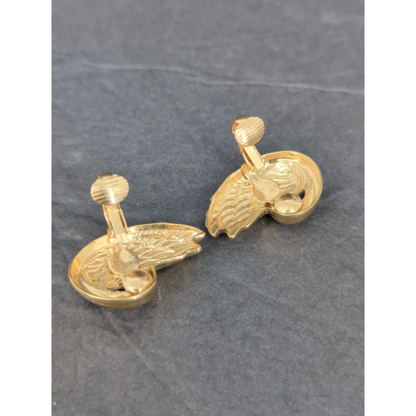 Vintage Gold Tone Swan Bird Motif Statement Clip On Earrings Mid Century Retro