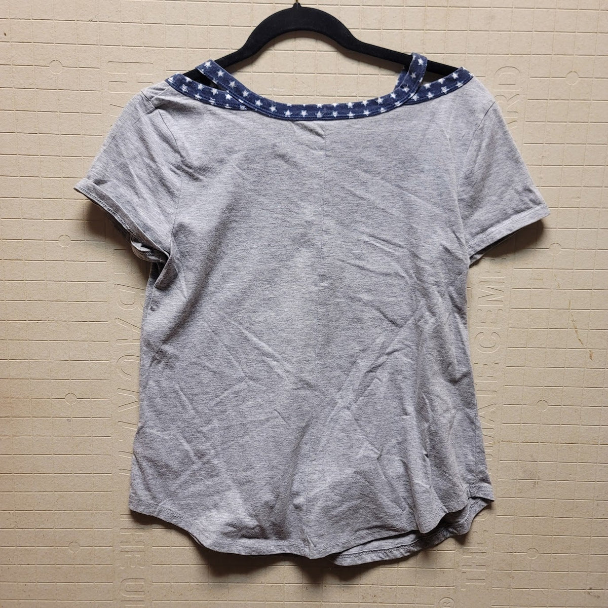 Disney Parks Size Medium Gray Blue White Short Sleeve Cotton