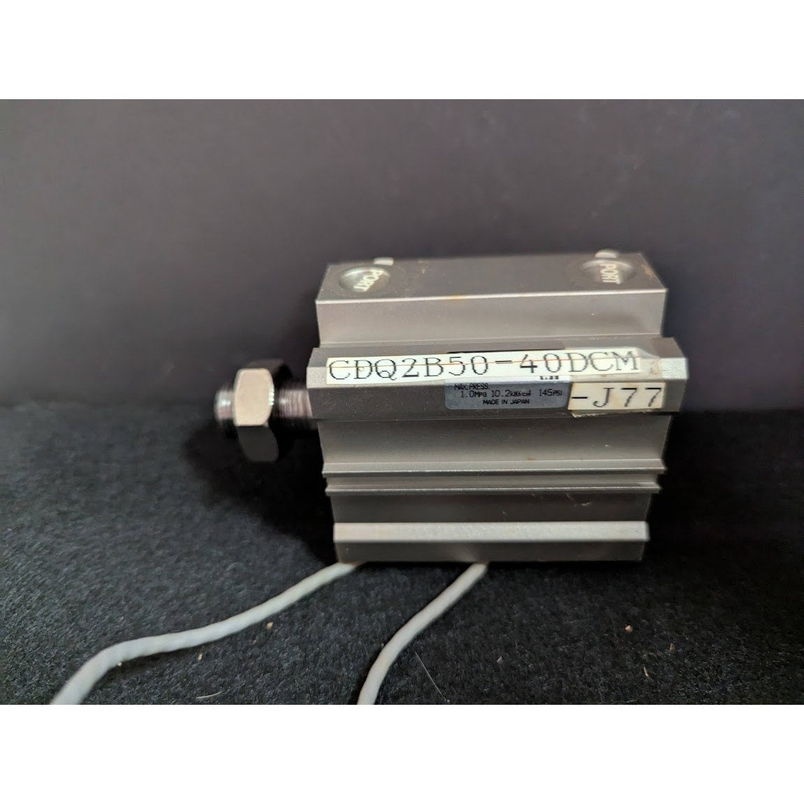 SMC CDQ2B50-40DCM-J77 compact air cylinder NEW oem