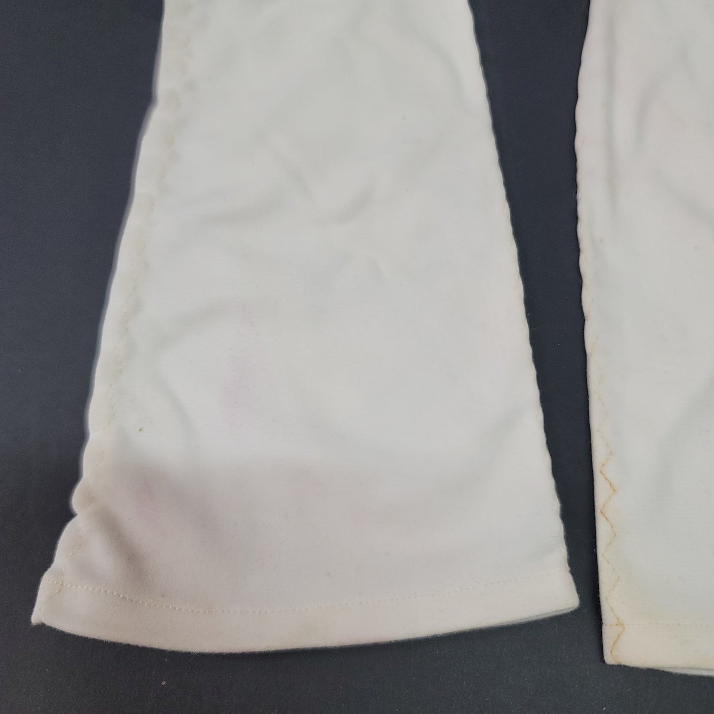 Vintage Women's formal opera length prom cloth gloves white small/ medium