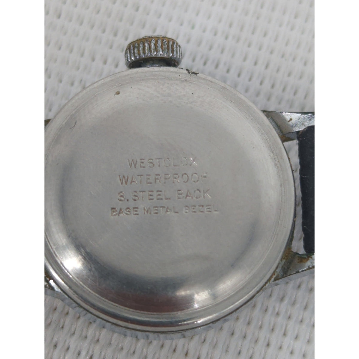 Vintage Westclox 17 Jewels Shock Resistant Mechanical Wristwatch - 1950s/1960s