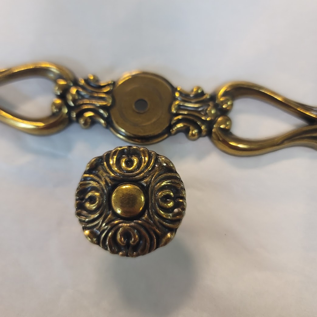 Vintage KBS 1995 Ornate Scroll Brass Cabinet Pulls Backplates Set 4 Furniture