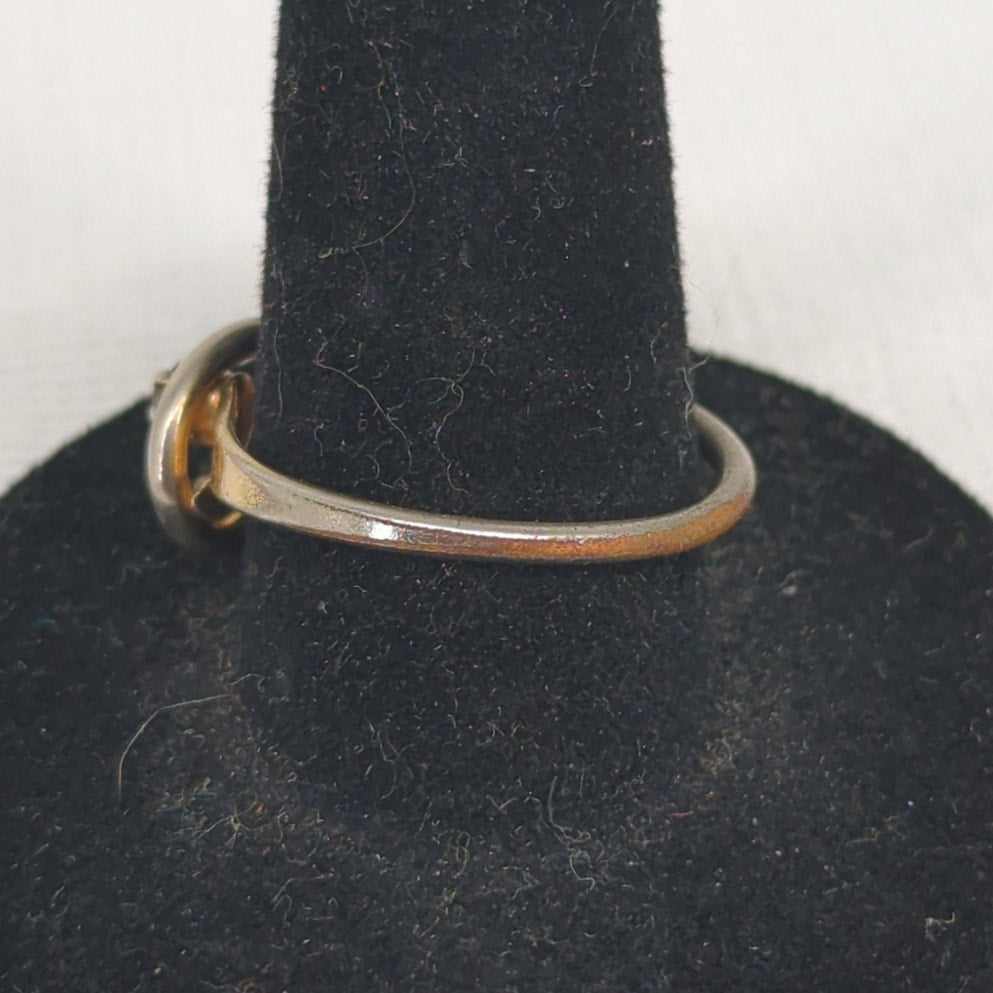Vintage Retro Mid-Century Two-Tone Gold Tone Ruby Red Gemstone Fashion Ring