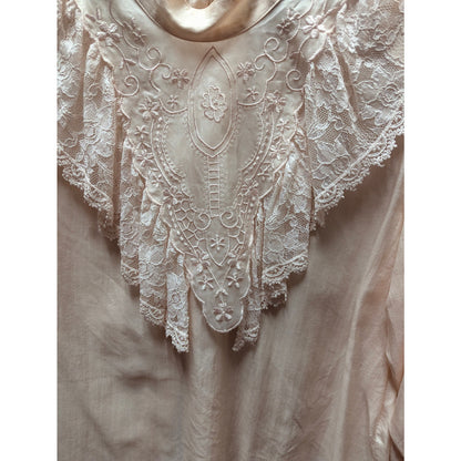 Carry Back Vintage Peach Silk Lace Yoke Victorian Button Back Blouse Coquette