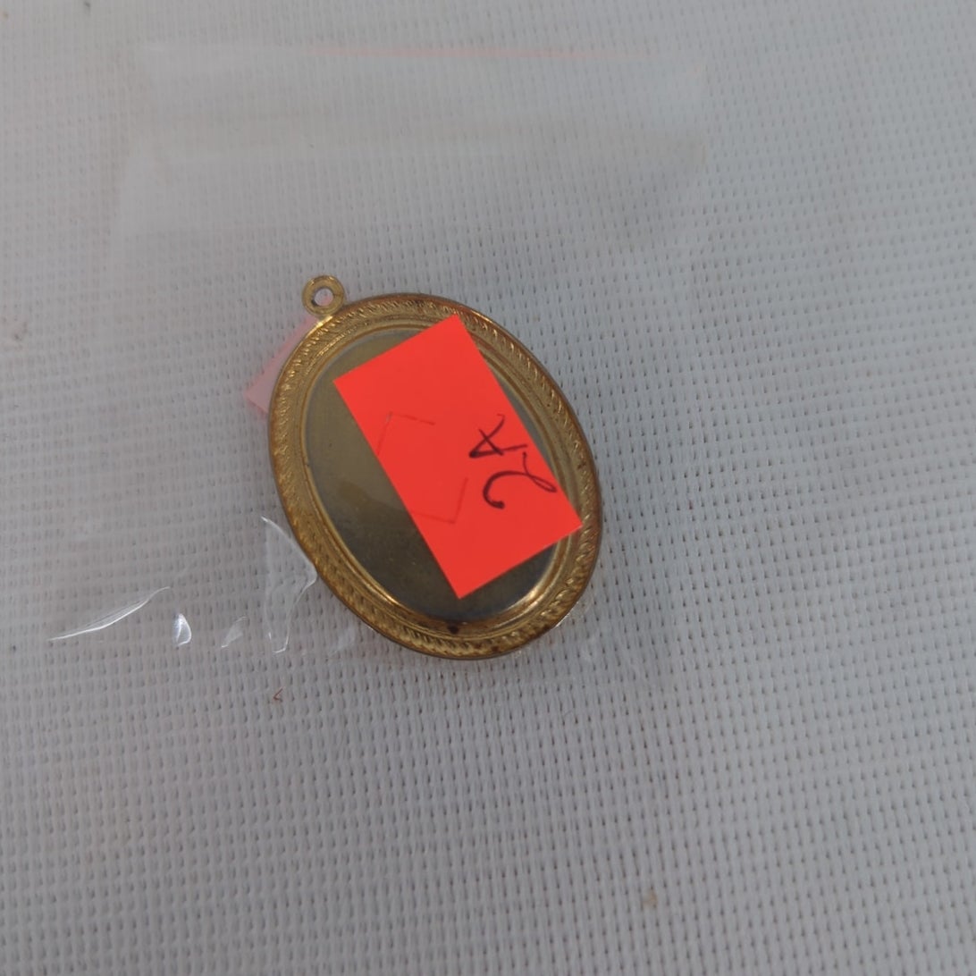 Vintage Hand Painted Floral Pendant Gold Tone Frame Oval Rose Medallion