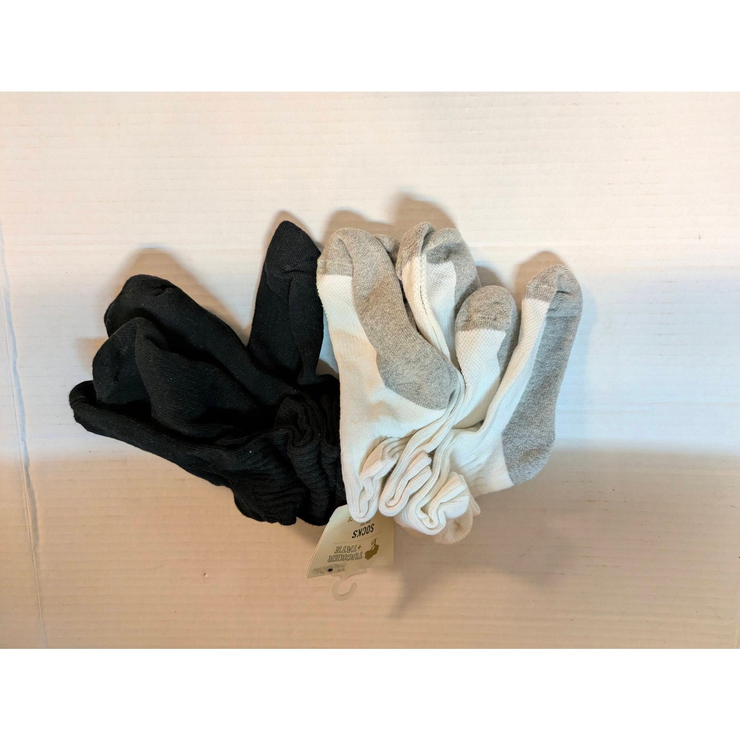 Tucker + Tate Kids Athletic Ankle Socks 6-Pack Black White Size 4.5-8.5 Shoe NWT