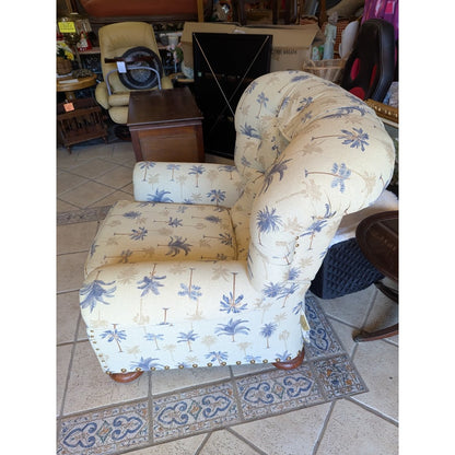 Secondhand Sandies: La-Z Boy / Girl Recliner Palm trees Cream tropical West Palm Beach Style