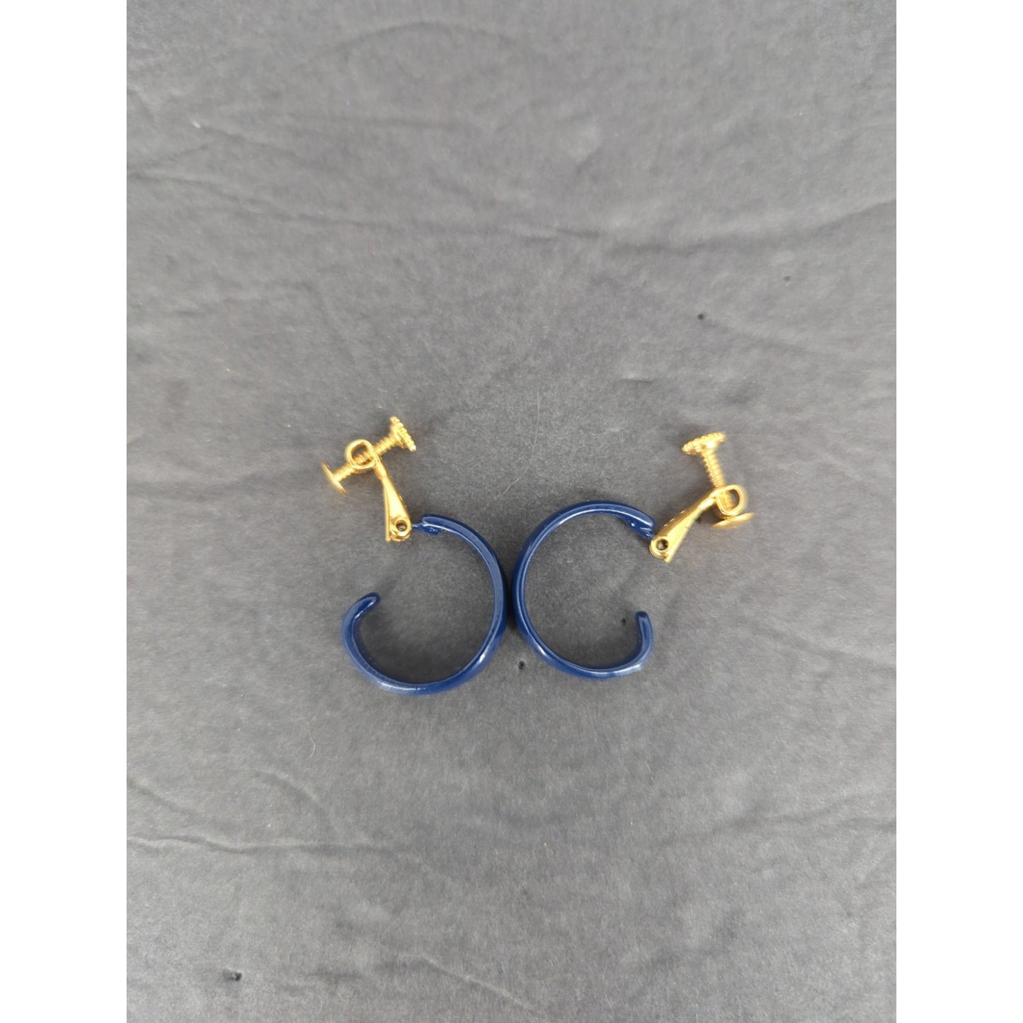 Vintage Blue Enamel Hoop Dangle Earrings Gold Tone Clip On Huggie Drop