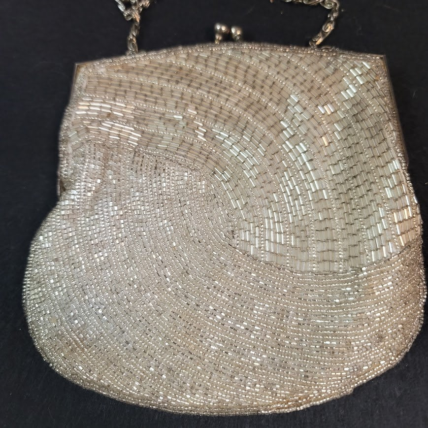 Vintage Magid Hand Made Macau Beaded Kiss Lock Evening Bag Clutch Shoulder Bag