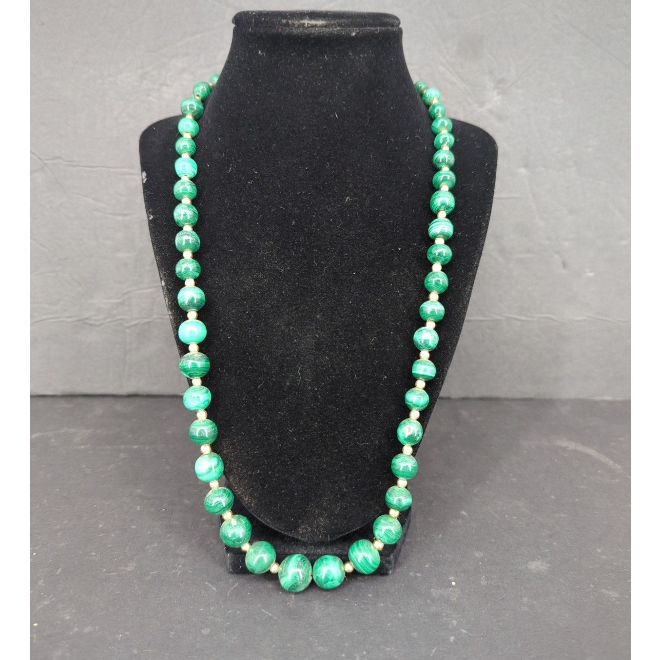 Vintage Green Malachite Style Beaded Strand Necklace Gold Accent Jewelry