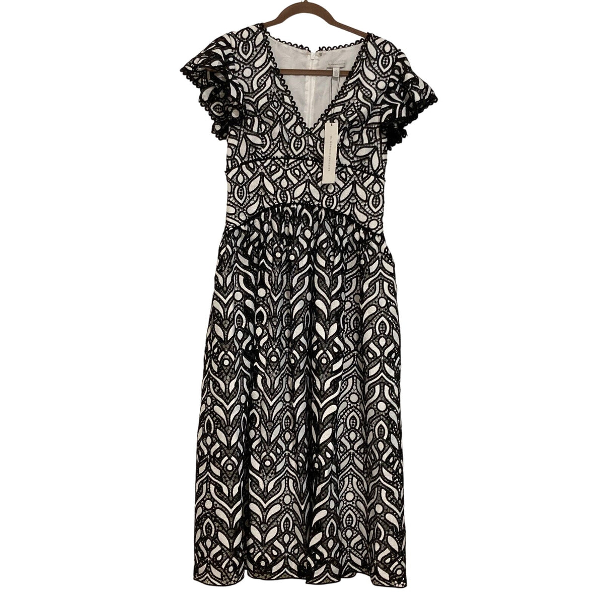 NWT ML Monique Lhuillier Embroidered Lace V-Neck Midi Dress Size 4