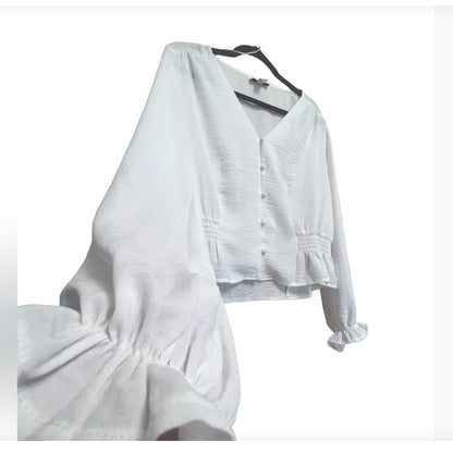 Topshop White blouse Peasant Crop Top Size 4 NWT Ruffle Neckline Puff Sleeve NEW