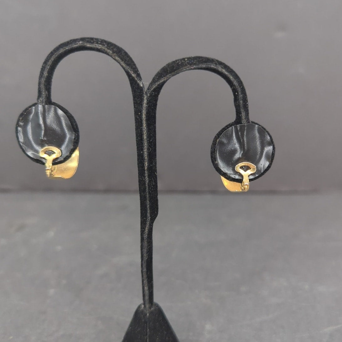 Vintage Gold Tone High Polish Curved Swirl Hoop Clip On Earrings Retro Modern