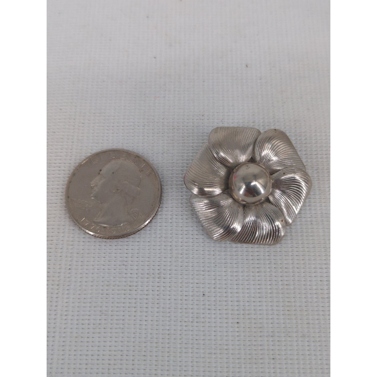 Vintage Silver Tone Sculptural Geometric Flower Clip On Statement Earrings Retro