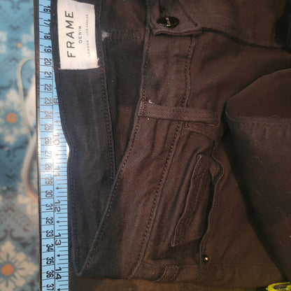 FRAME Le Skinny De Jeanne Raw Stagger Mid Rise Cropped Skinny Jean 28" Film Noir