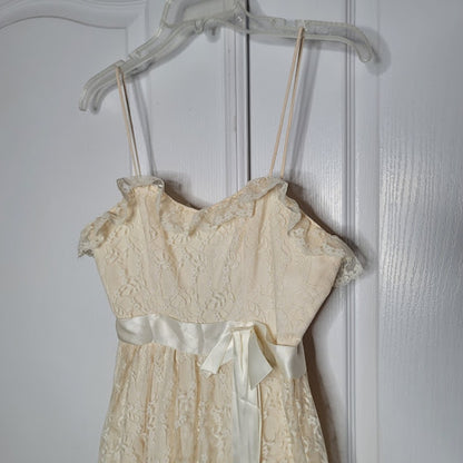 Vintage Lace Overlay Spaghetti strap satin bow Tiered bottom Prom wedding formal