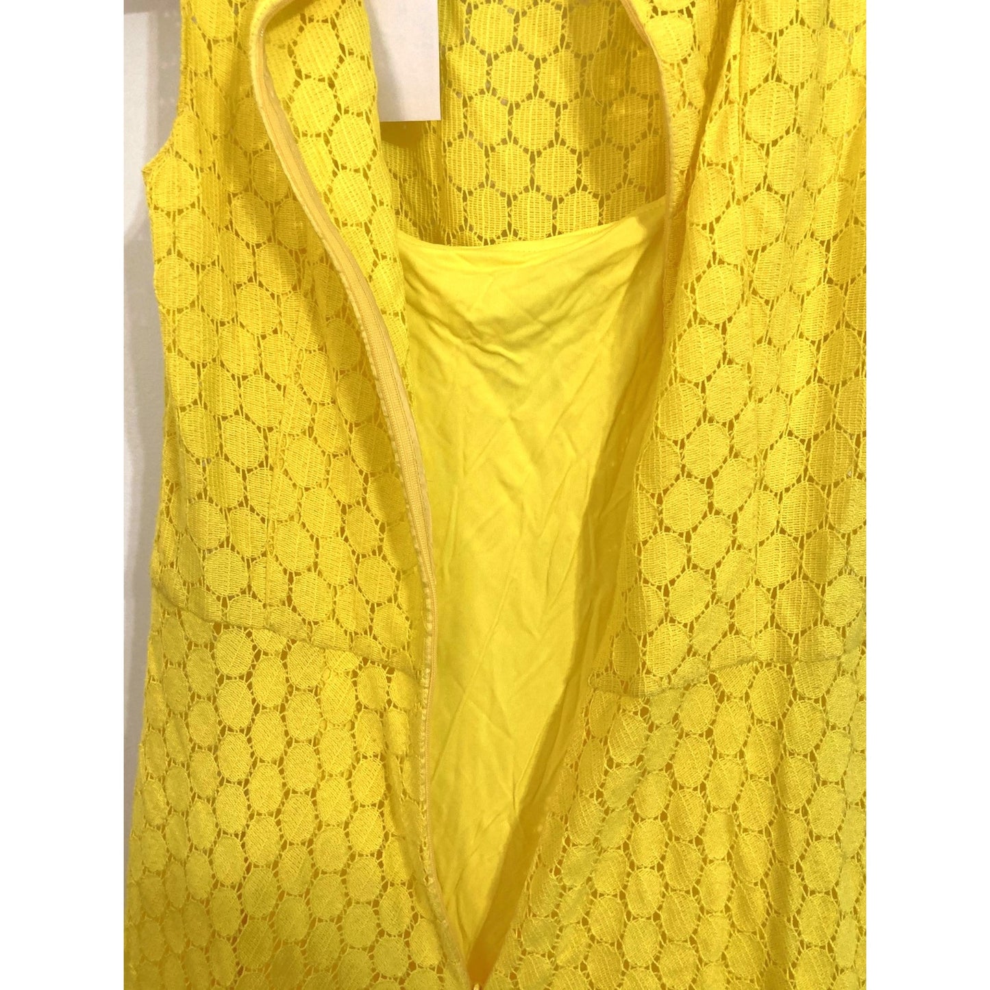Akris Punto Dot Lace Sleeveless Midi Dress Size 6 US in Limone NWT - No Belt