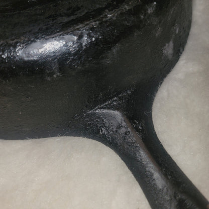 VINTAGE Griswold Cast Iron Skillet Small Logo Erie PA Size 6 Number 699