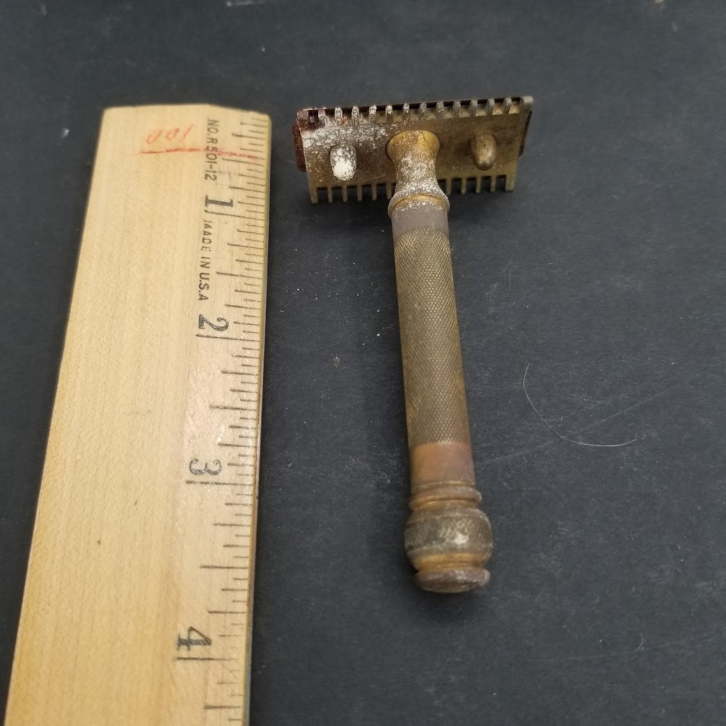Gillette Vintage Double Blade Shaver Razor Brass TONSORIAL USA Dome Top 3.5"Top