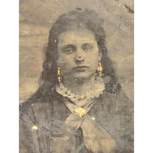 Vintage Tintype Portrait Photograph in Octagonal Plate Woman