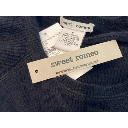 NWT Sweet Romeo Modern Crew Neck Raglan Sleeve Sweater Sz Small in Black