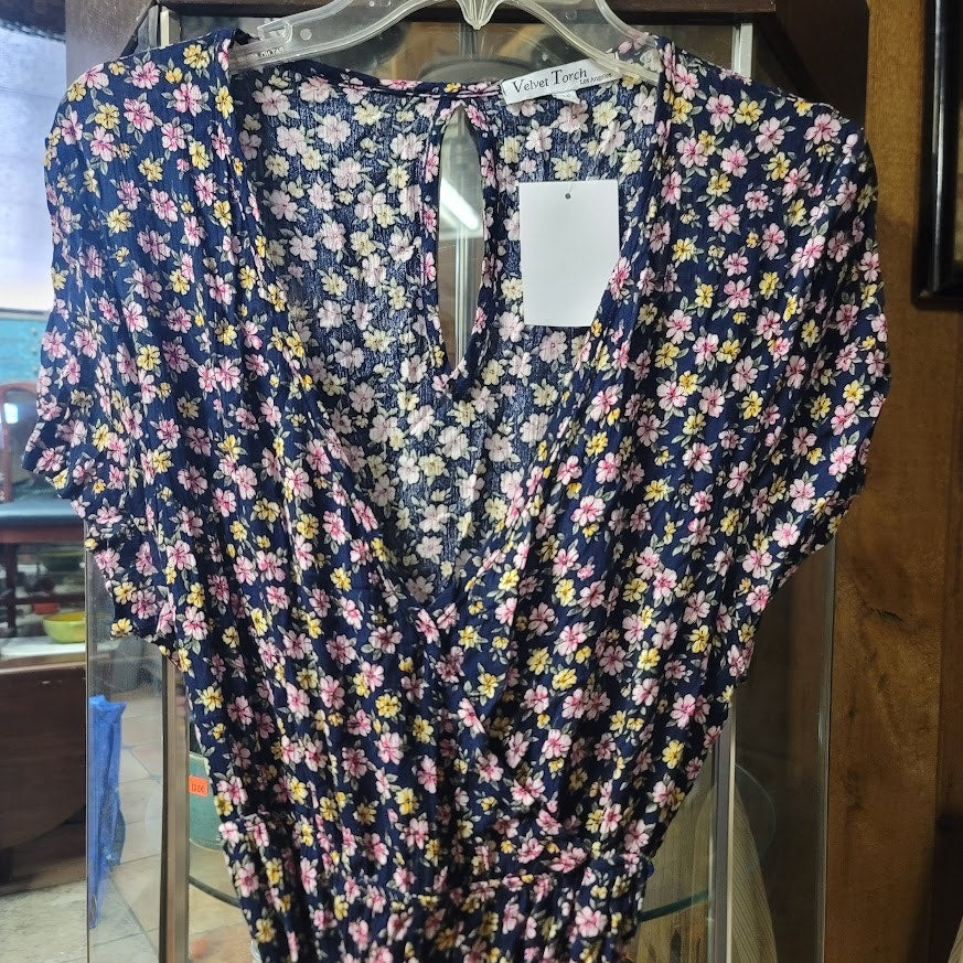 Velvet Torch Size Medium blue Floral Print Midi Dress Faux Wrap V-neck NEW Belt